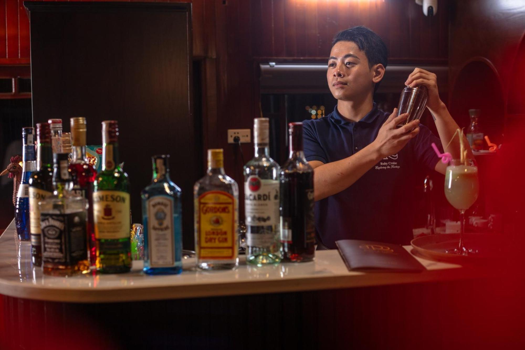 下龍 Ruby Cruise酒店 外观 照片